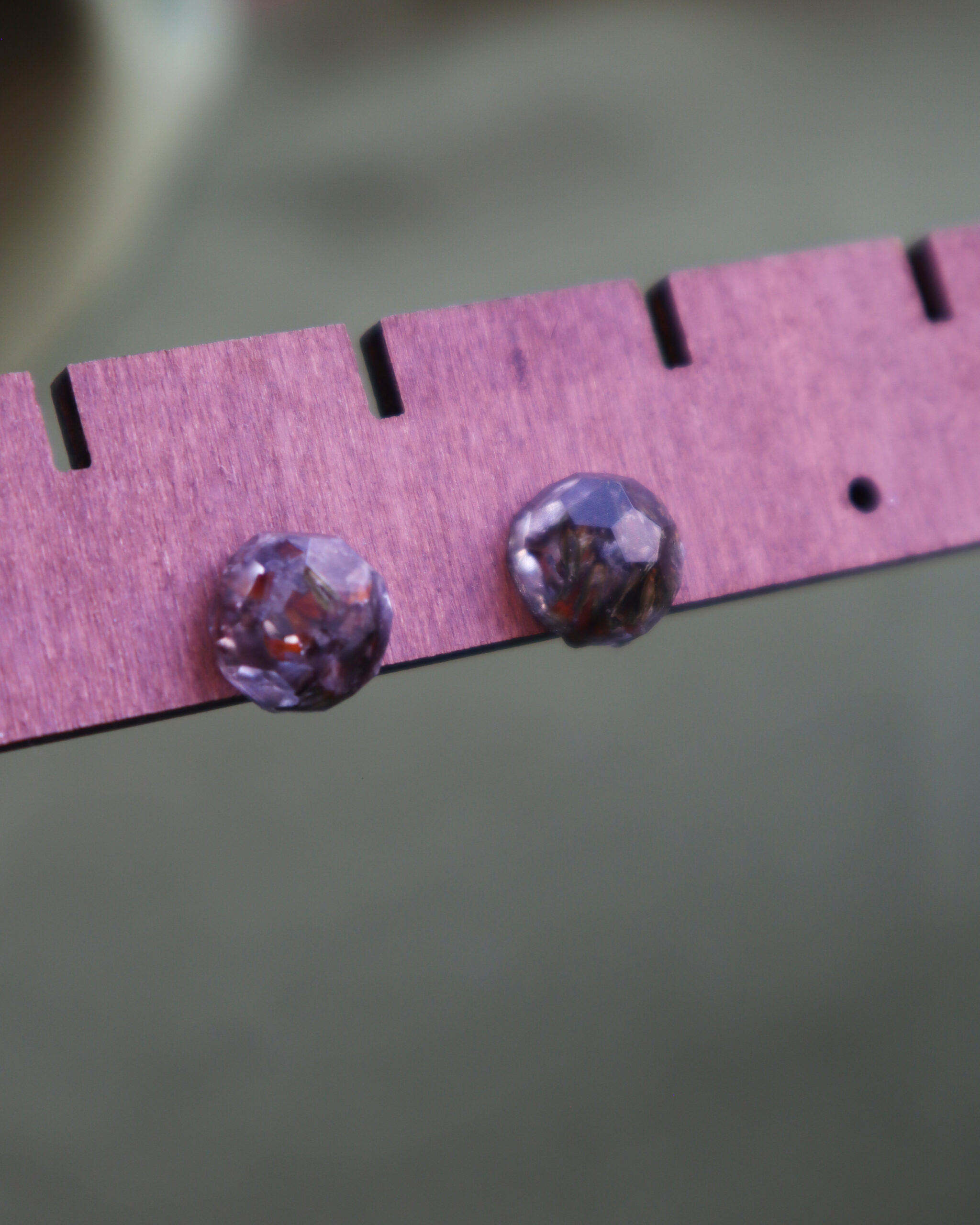 Pendientes Mini Esferas con Lavanda Encapsulada